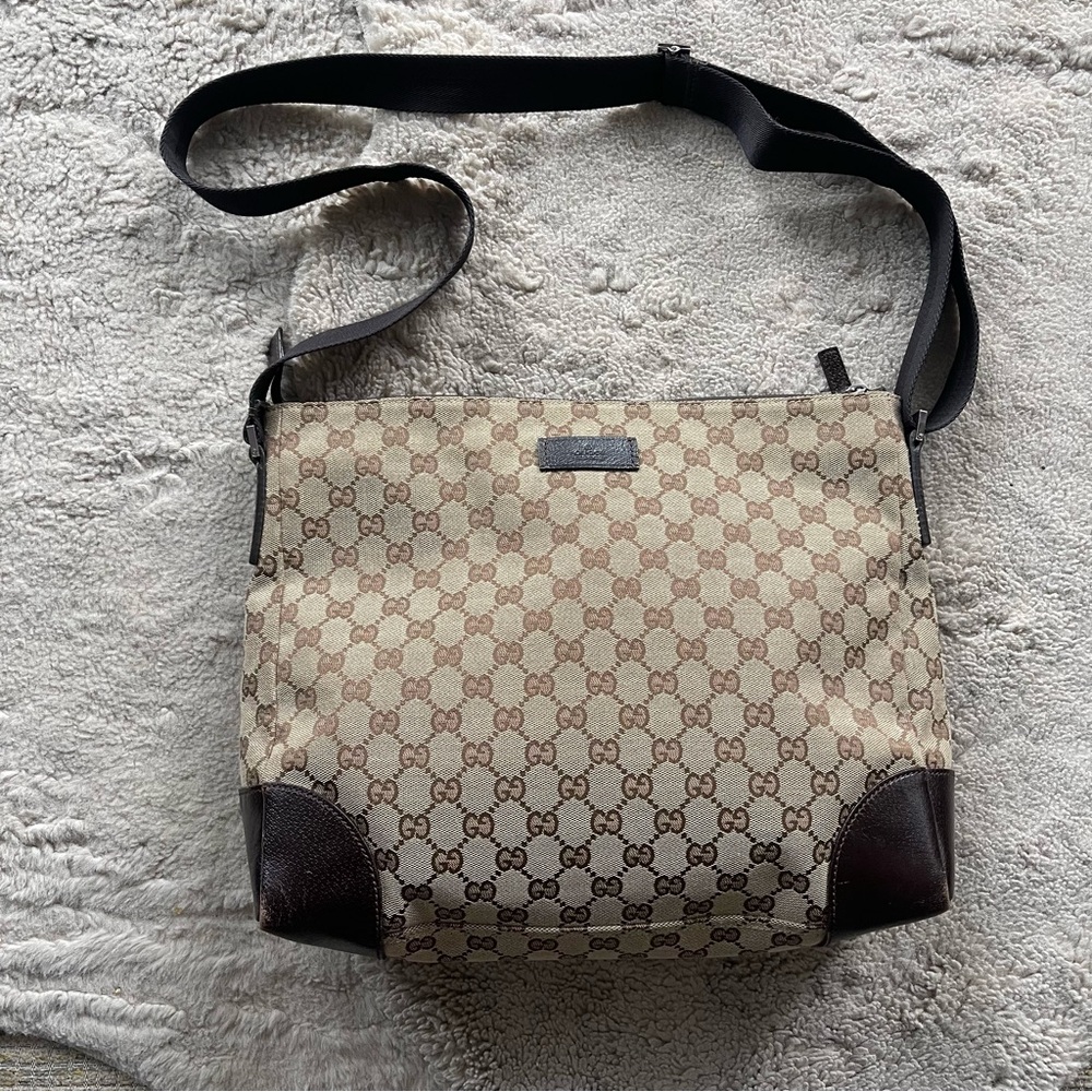 Gucci Cream and Brown Messenger Bag with Signature GG Pattern